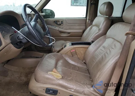 2003 Chevrolet Blazer z USA, uszkodzony, nr VIN 1GNDT13W92K236496